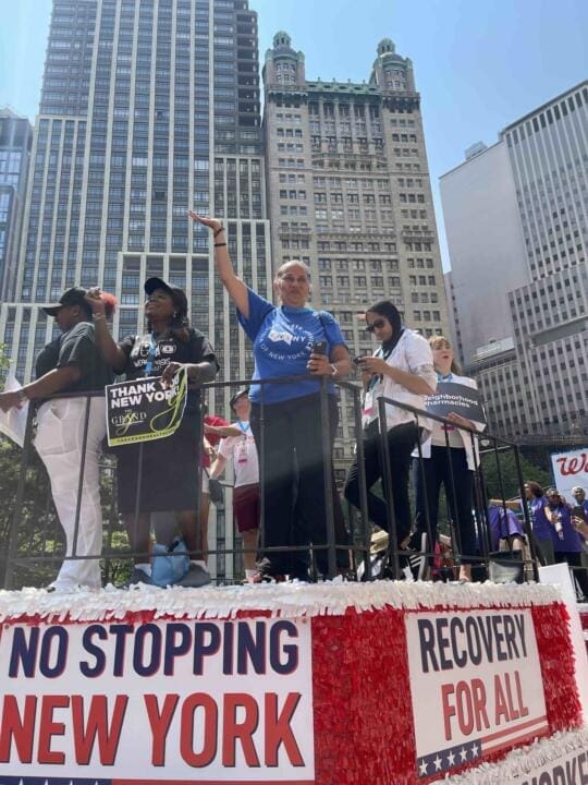Heroes Eileen on the float
