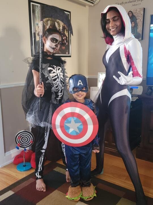 Lynette Ramlogan (and kids)