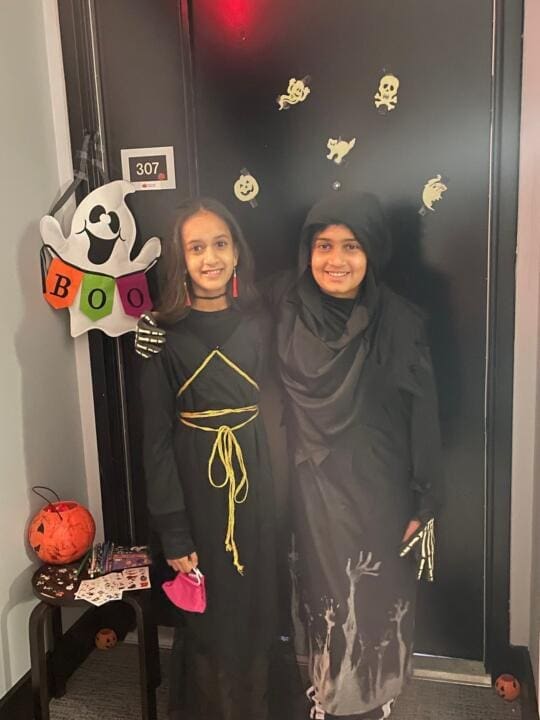 Manisha Vijayaraghavan (Maya and Mahir Jariwala)