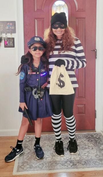 Aryana-and-Melinda Bagot