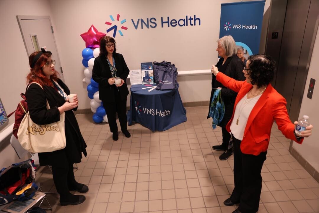 Pat, Caren, Jess and Bebe in lobby